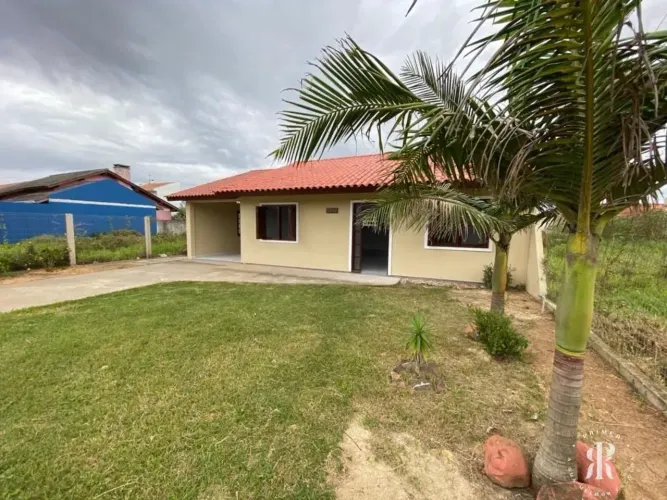 Excelente casa 3 dormitórios na praia de Imbé RS