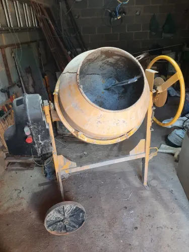 Vendo Betoneira Menegotti Prime 150L