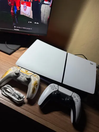 PlayStation 5 Slim Digital + 2 DualSense | Ghost of Y?tei Limited Edition