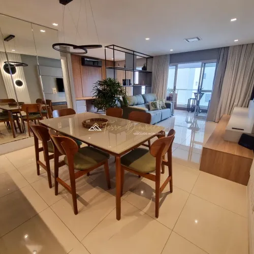 Magnífico apartamento no Edifício Pitangueiras, região central de Taubaté.