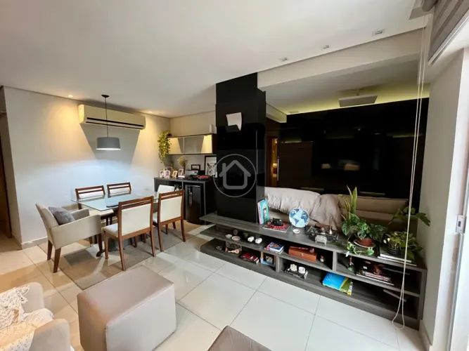 LINDO APARTAMENTO COM 2 QUARTOS, SENDO UMA SUITE