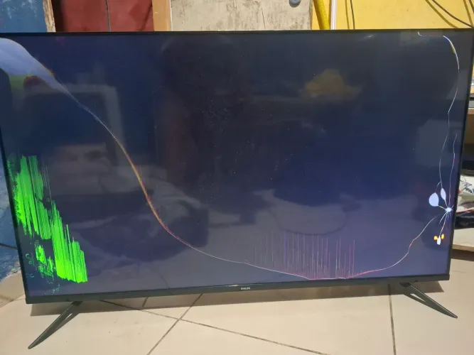 Tv philco 43 para retirada de peças
