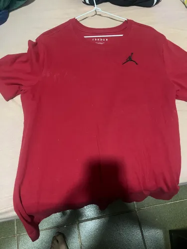 camisa jordan vermelha