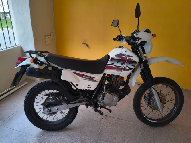 Vendo XLR 125 2002 baixa km toda revisada