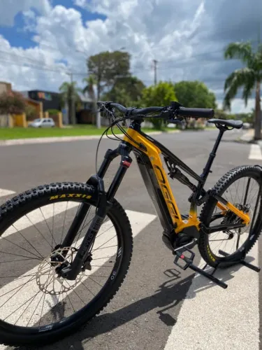 OGGI RAZZO T130 LARANJA PRONTA ENTREGA LIFE ADV ASSIS