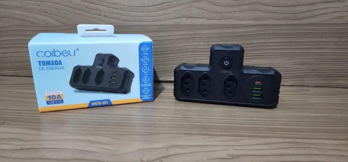 Filtro de linha Slim 3x tomada 10a + 2x USB + 1x USB Coibeu C
