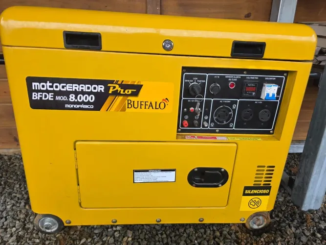 Gerador a Diesel Buffalo BFDE 8000 Super Silencioso Monofásico - Estado de Novo