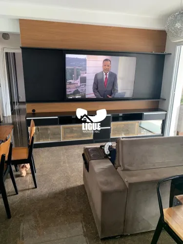 Apartamento em condomínio clube semi mobiliado