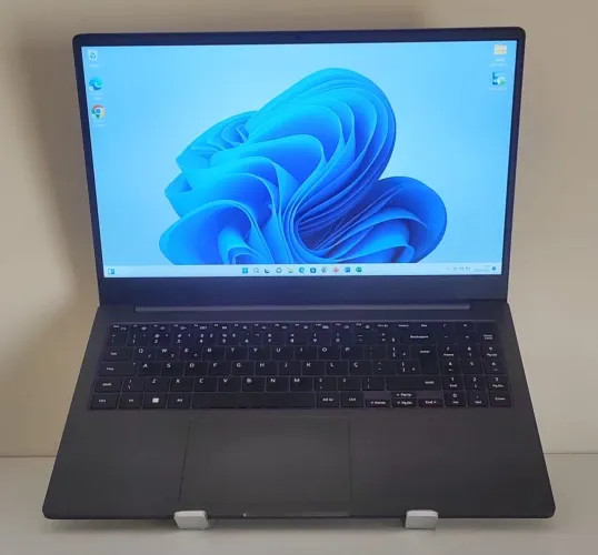Samsung Book i5 12ª / Estado de Novo / Tela Full HD / Alto Desempenho