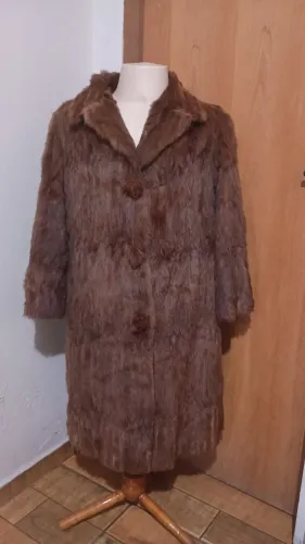 casaco vintage de pele legítima na cor marrom castanho
