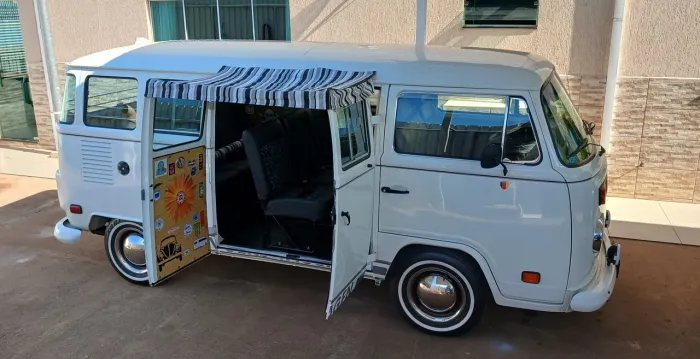 Volkswagen Kombi Standard/ Luxo/ Serie Prata 1994