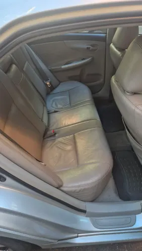 Toyota Corolla GLI 1.8 Flex 16V Aut. 2012