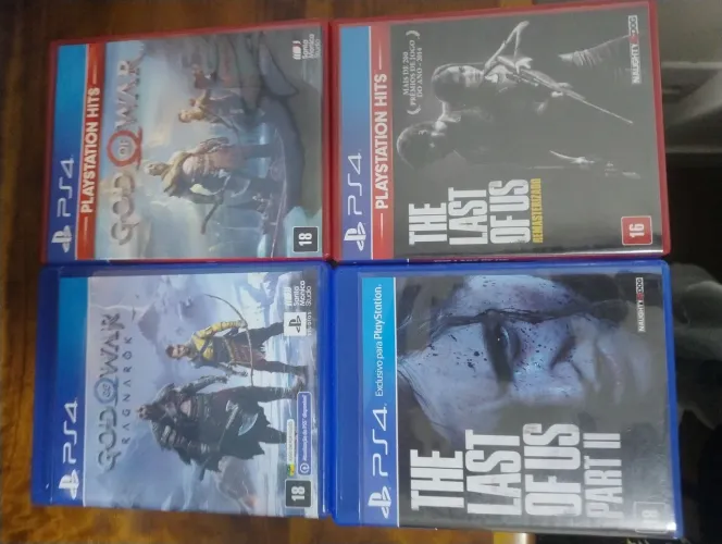 4 Jogos Ps4( Excelente estado)