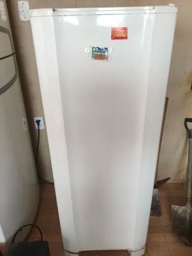 Geladeira Esmaltec 1 porta