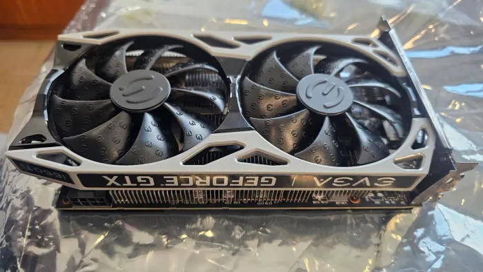 Placa de Vídeo GEFORCE GTX 1660Ti