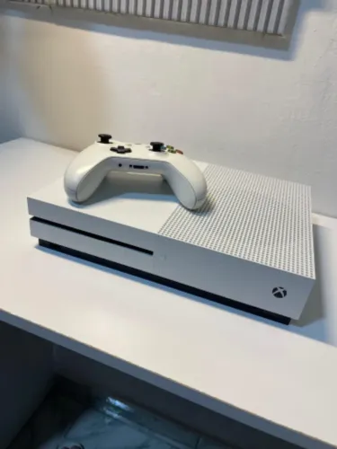 Xbox one S 1000Gb