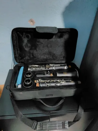 CLARINETE MORESKY E1 17 CHAVES SI BEMOL