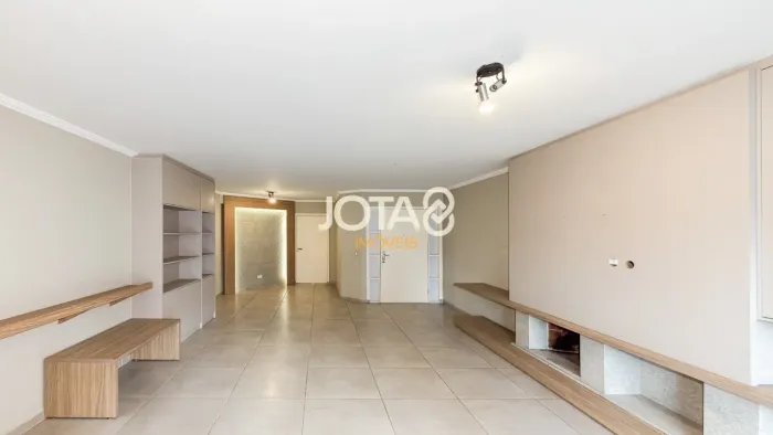 APARTAMENTO COM 3 QUARTOS E 1 SUÍTE NO BIGORRILHO Apartamento 3 quartos no bigorrilho - j8