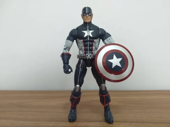 Boneco Capitão América Guerra Secreta Marvel Legends