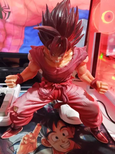 Action figure Goku Kaioken 20x