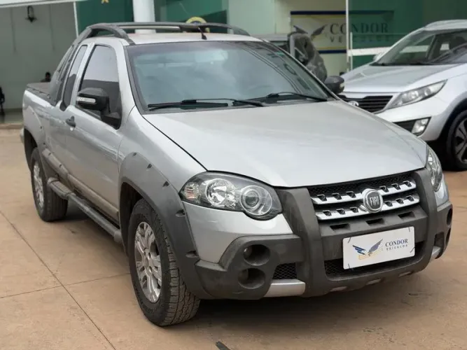 Fiat Strada Adventure 1.8/ 1.8 Locker Flex CE 2009