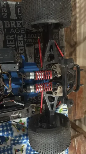 Traxxas revo 3.3