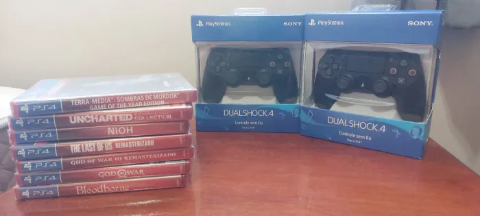 jogos e controles Ps4 Lacrados