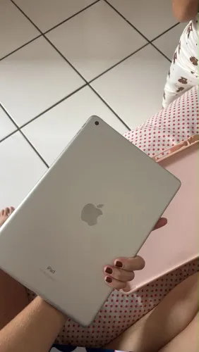 iPad 9- 64GB