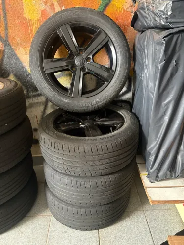 Rodas golf tsi com pneus