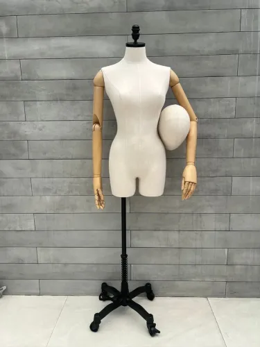 MANEQUIM/BUSTO COM BRAÇOS ARTICULADOS