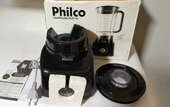 Liquidificador Philco PLQ11A - Motor e acessórios