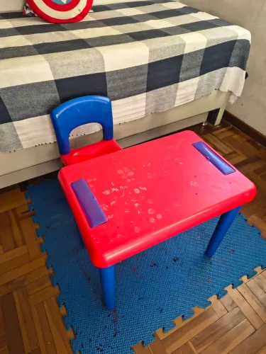 Mesa infantil
