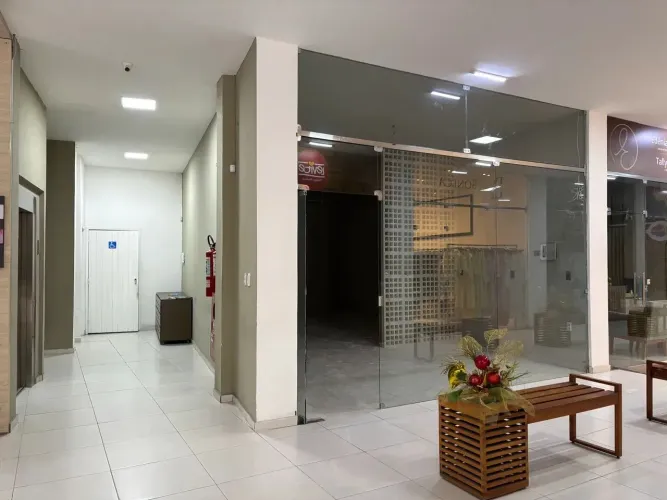 Ponto comercial/Loja/Box para aluguel possui 72 metros quadrados em Manaíra - João Pessoa 