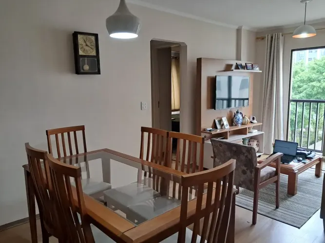 Imóvel para venda tem 55 metros quadrados com 2 quartos