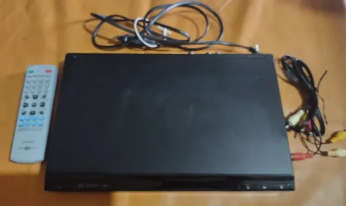 DVD Player Sony DVP-SR200P Compacto c/controle remoto