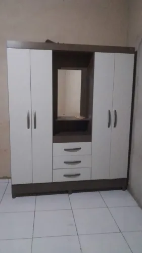 Guarda Roupa