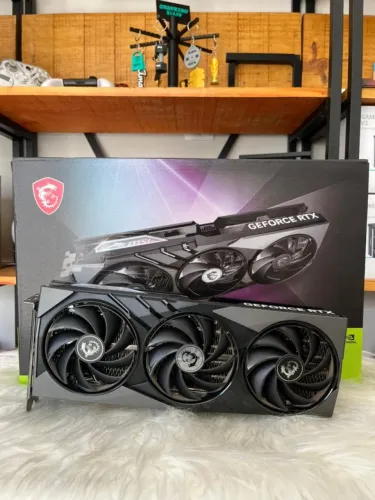 RTX 4070 Ti MSI Gaming X Slim