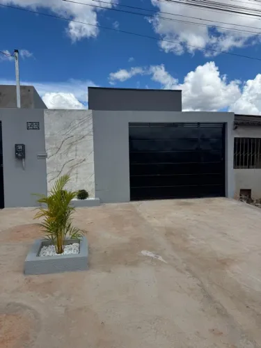 Linda casa novinha em Planaltina Goiás quadra 16 setor norte.