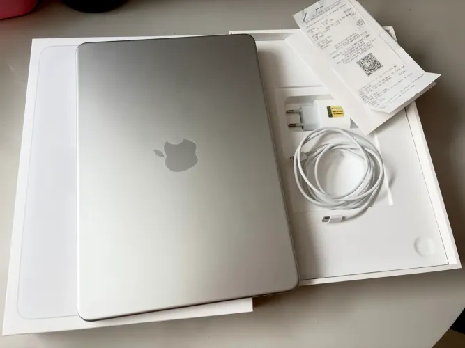 MacBook Neo