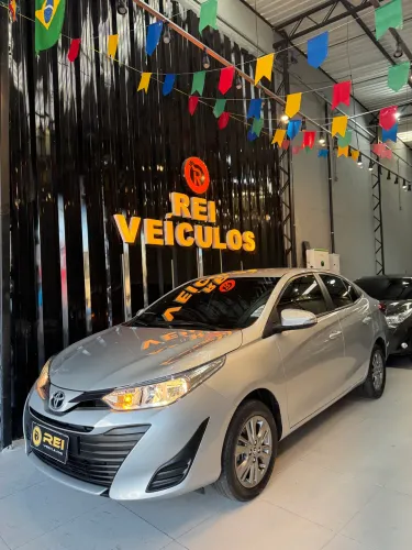 Toyota Yaris XL Sedan 1.5 Flex 16V 4P Aut. 2022