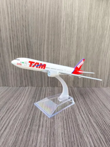 Avião Boeing 777 TAM Miniatura Metal Diecast