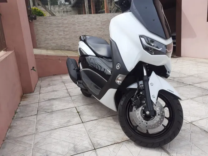 YAMAHA NMAX 160 cc