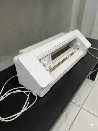 Plotter de Recorte Silhouette Cameo 4 - Branca, Funcionando Perfeitamente + Acessórios