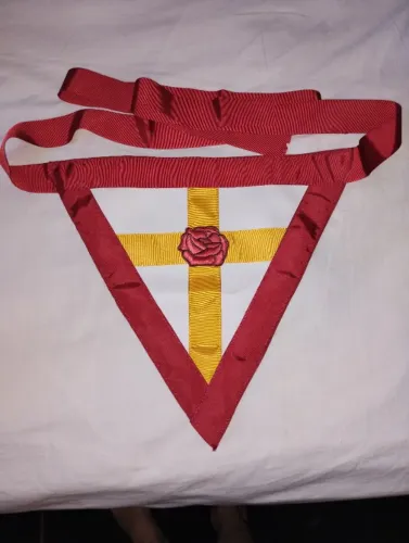 AVENTAL ROSACRUZ COM FORRO