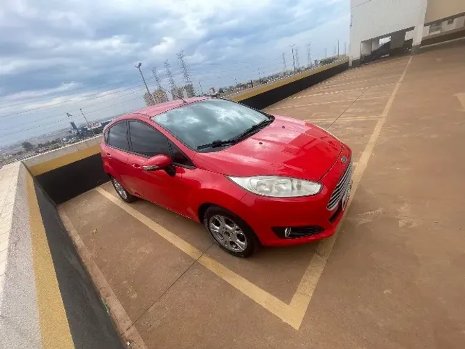 Ford Fiesta 1.6 16V Flex Mec. 5P 2014