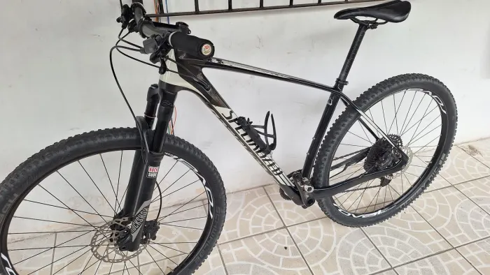 Bike carbono Specialized stumpjumper aro 29