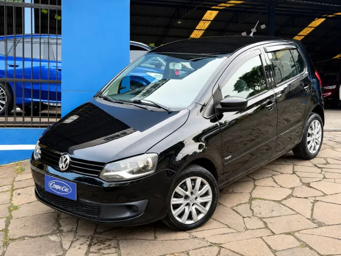 Volkswagen Fox 1.0 MI Total Flex 8V 5P 2011