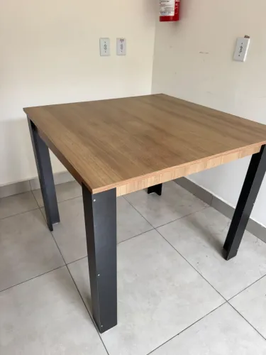 Mesa 90x90