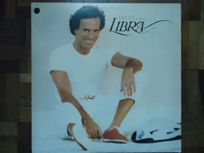 LP Julio Iglesias - Libra