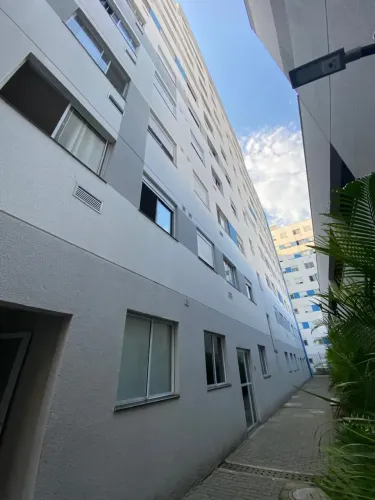 Excelente apartamento no Cambuci com área de lazer completa muito bem localizado.